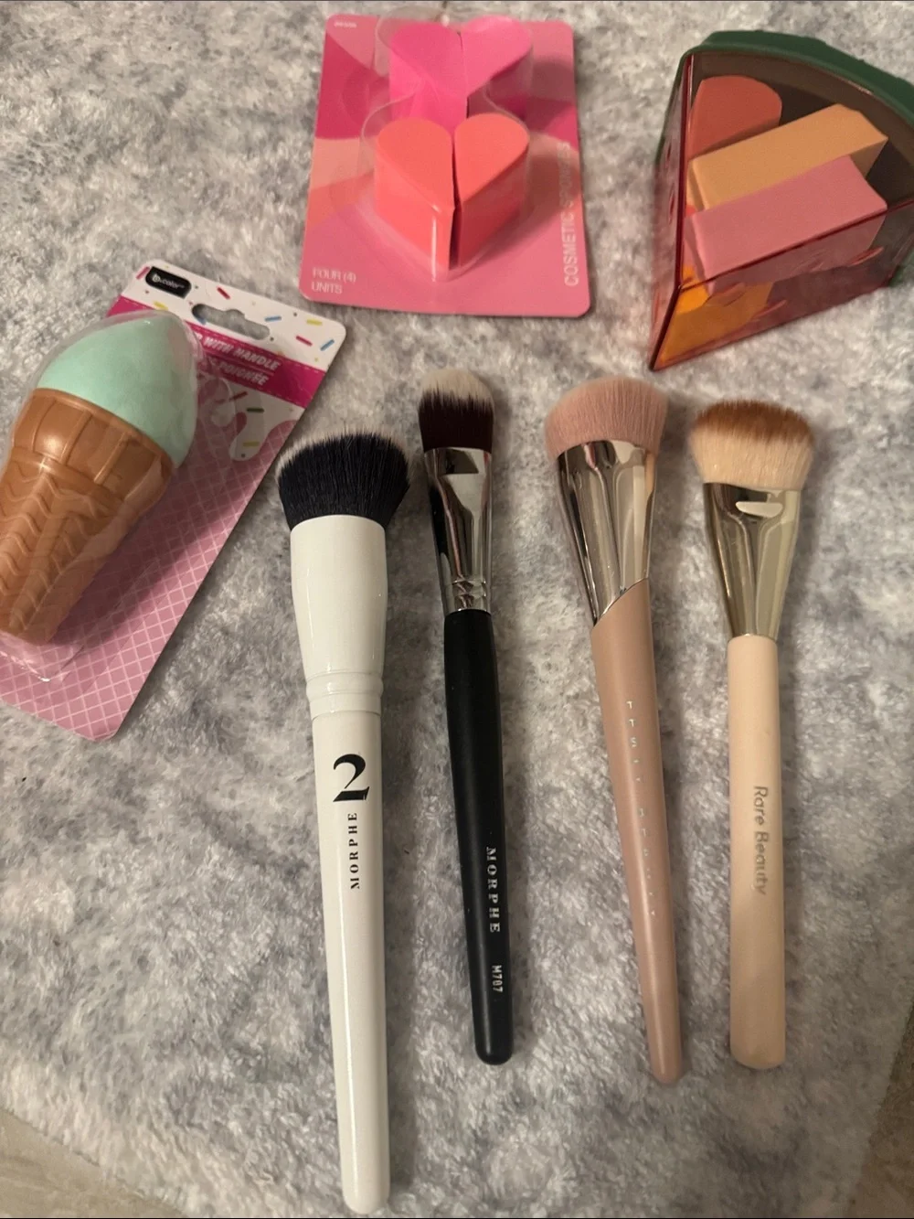 Makeup brush lot